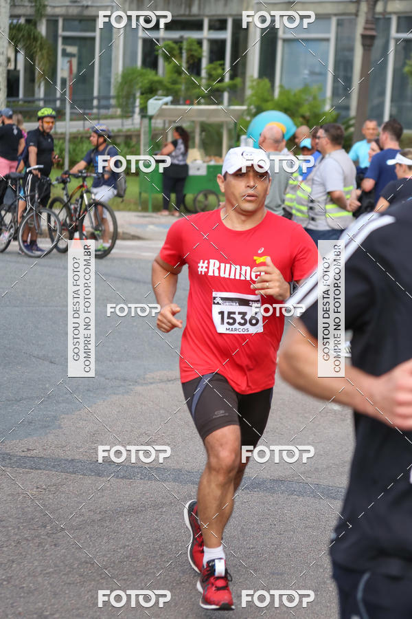 Buy your photos of the eventMeia Maratona Internacional de Curitiba 2018 on Fotop