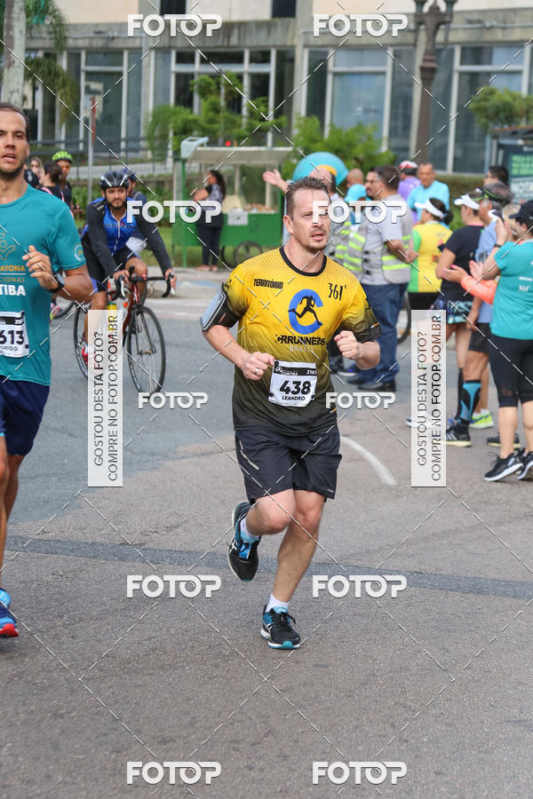 Buy your photos of the eventMeia Maratona Internacional de Curitiba 2018 on Fotop