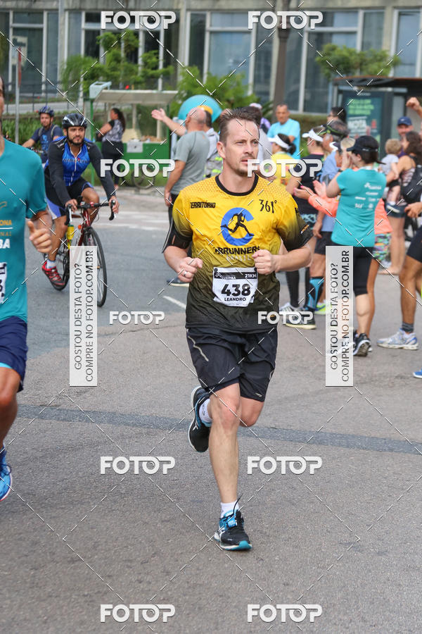 Buy your photos of the eventMeia Maratona Internacional de Curitiba 2018 on Fotop