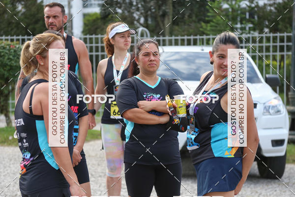 Buy your photos of the eventMeia Maratona Internacional de Curitiba 2018 on Fotop