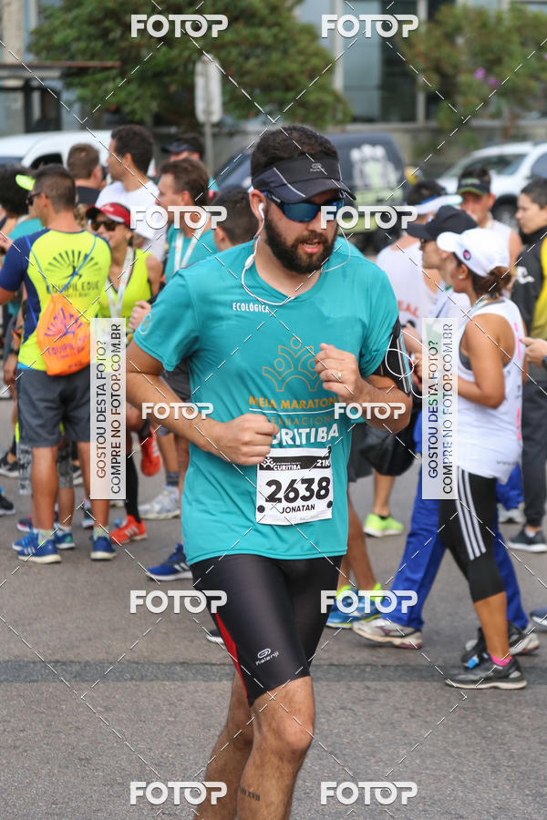 Buy your photos of the eventMeia Maratona Internacional de Curitiba 2018 on Fotop