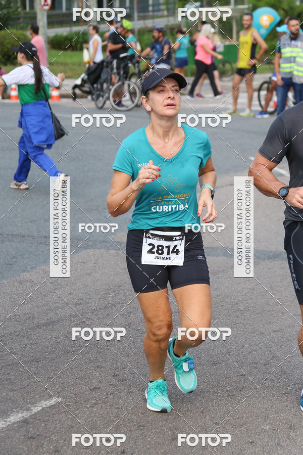 Buy your photos of the eventMeia Maratona Internacional de Curitiba 2018 on Fotop