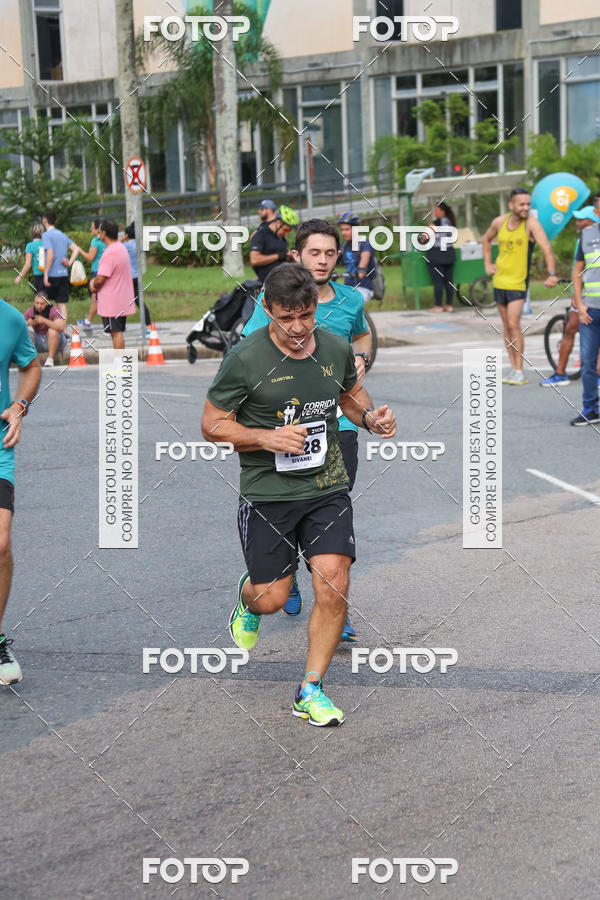 Buy your photos of the eventMeia Maratona Internacional de Curitiba 2018 on Fotop