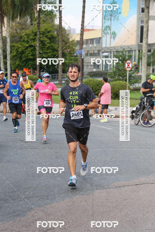 Buy your photos of the eventMeia Maratona Internacional de Curitiba 2018 on Fotop
