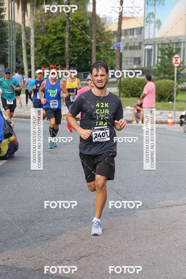 Buy your photos of the eventMeia Maratona Internacional de Curitiba 2018 on Fotop