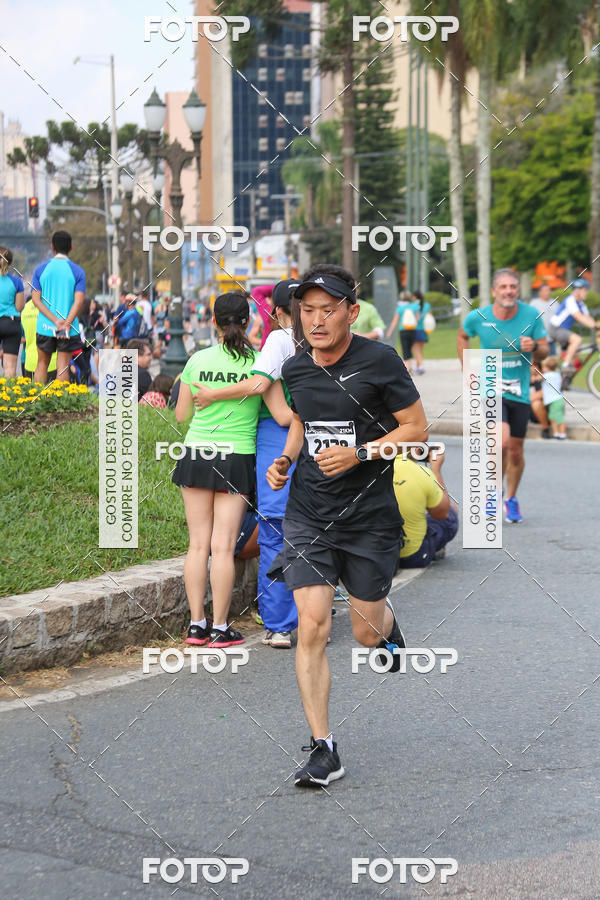Buy your photos of the eventMeia Maratona Internacional de Curitiba 2018 on Fotop