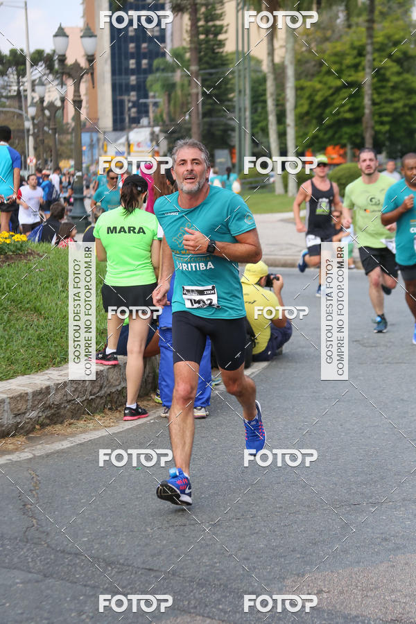 Buy your photos of the eventMeia Maratona Internacional de Curitiba 2018 on Fotop