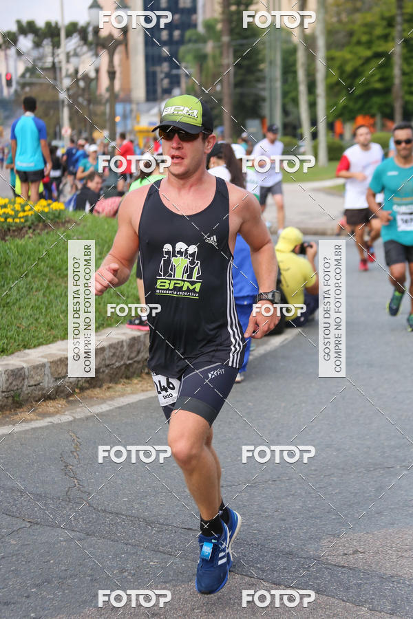 Buy your photos of the eventMeia Maratona Internacional de Curitiba 2018 on Fotop