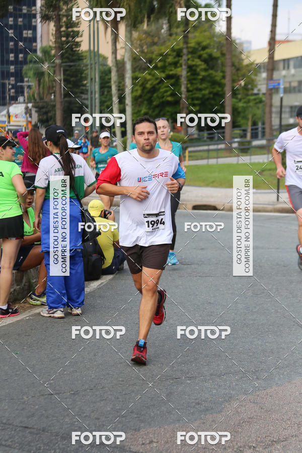 Buy your photos of the eventMeia Maratona Internacional de Curitiba 2018 on Fotop