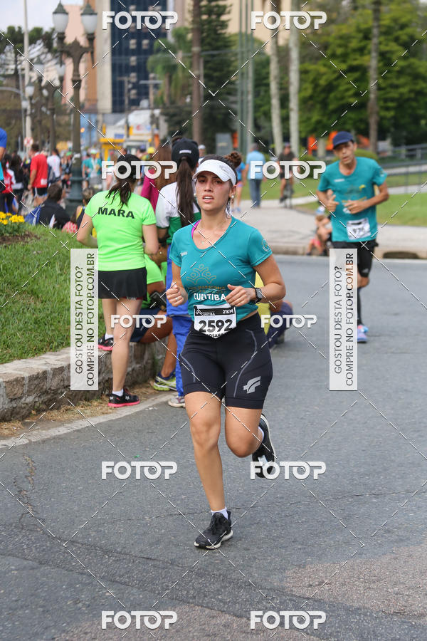 Buy your photos of the eventMeia Maratona Internacional de Curitiba 2018 on Fotop