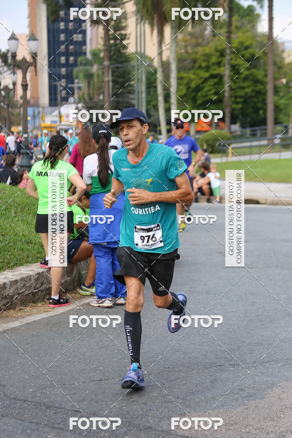 Buy your photos of the eventMeia Maratona Internacional de Curitiba 2018 on Fotop