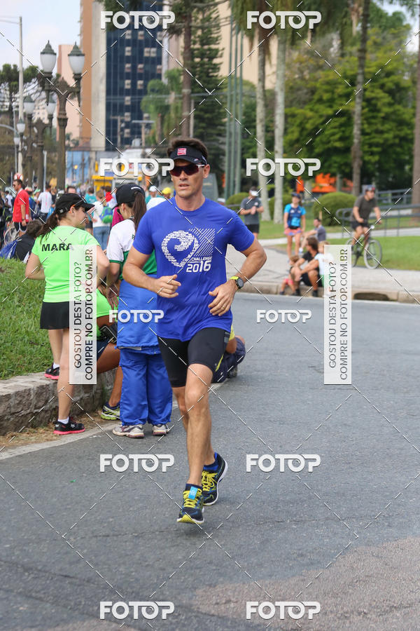 Buy your photos of the eventMeia Maratona Internacional de Curitiba 2018 on Fotop