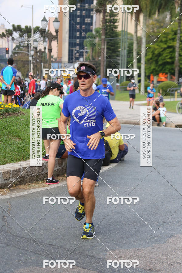 Buy your photos of the eventMeia Maratona Internacional de Curitiba 2018 on Fotop