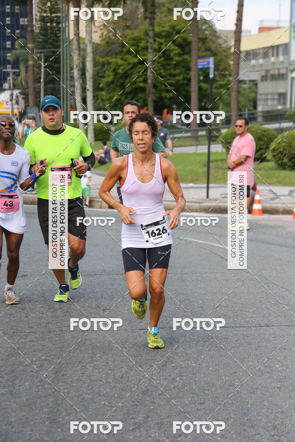 Buy your photos of the eventMeia Maratona Internacional de Curitiba 2018 on Fotop