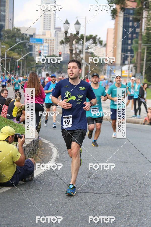 Buy your photos of the eventMeia Maratona Internacional de Curitiba 2018 on Fotop