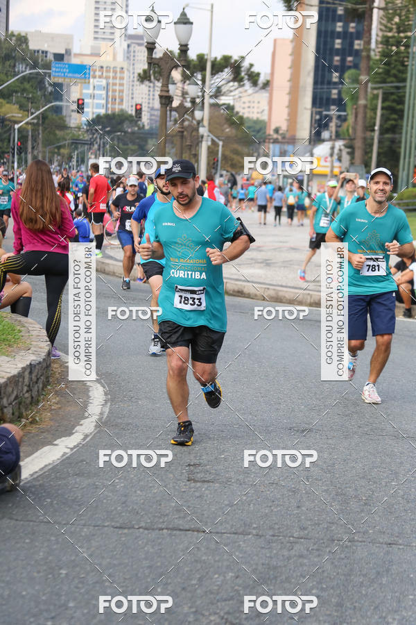 Buy your photos of the eventMeia Maratona Internacional de Curitiba 2018 on Fotop