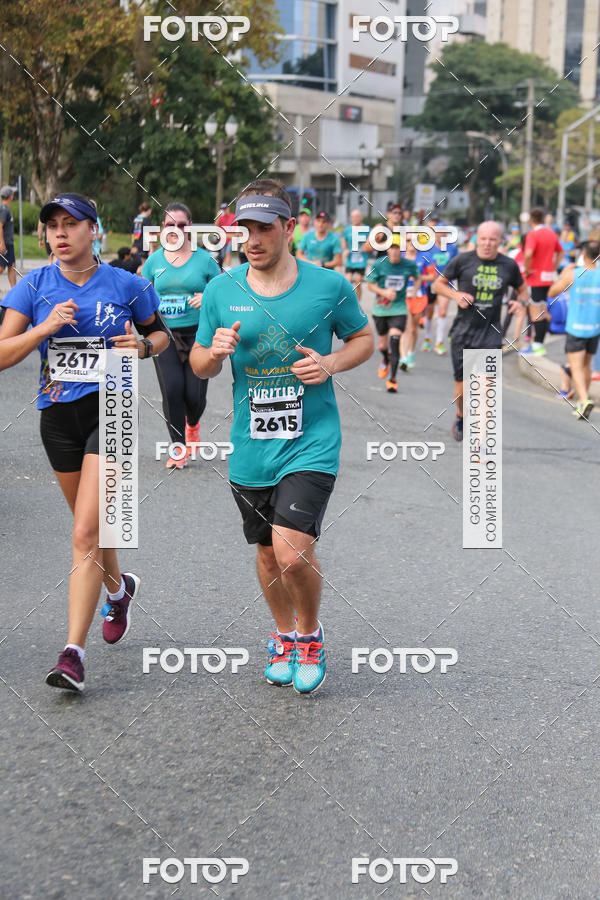 Buy your photos of the eventMeia Maratona Internacional de Curitiba 2018 on Fotop