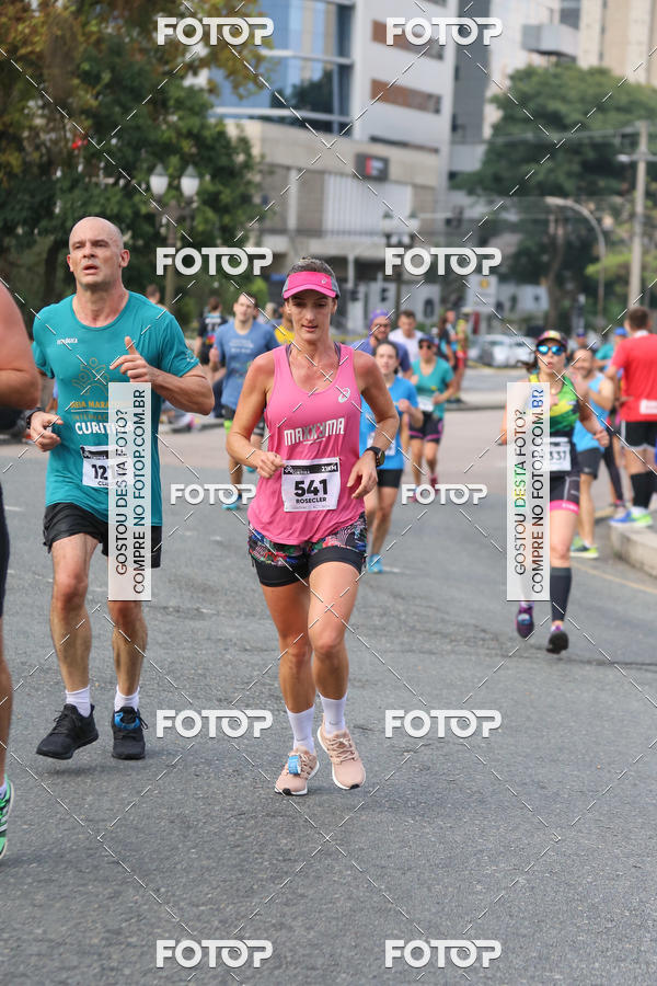 Buy your photos of the eventMeia Maratona Internacional de Curitiba 2018 on Fotop