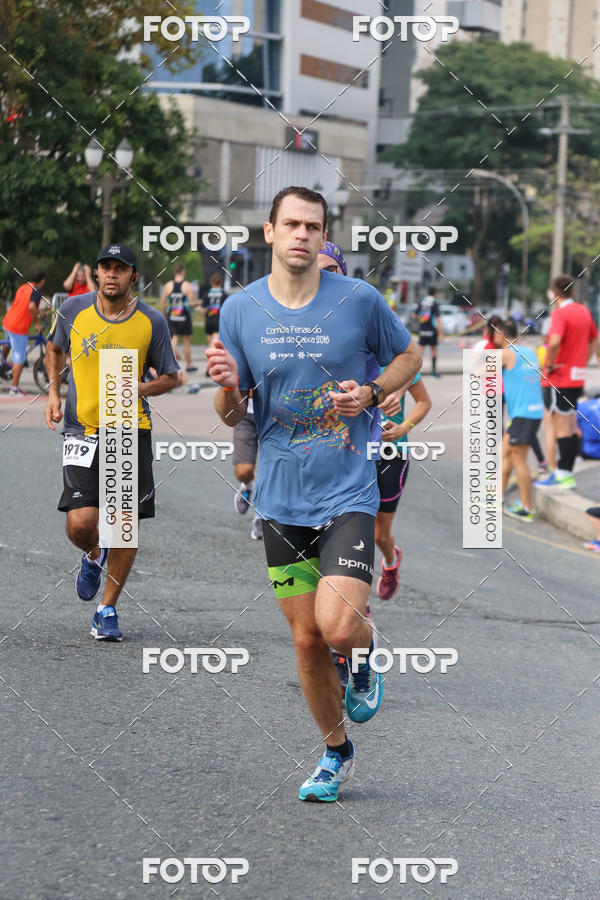 Buy your photos of the eventMeia Maratona Internacional de Curitiba 2018 on Fotop