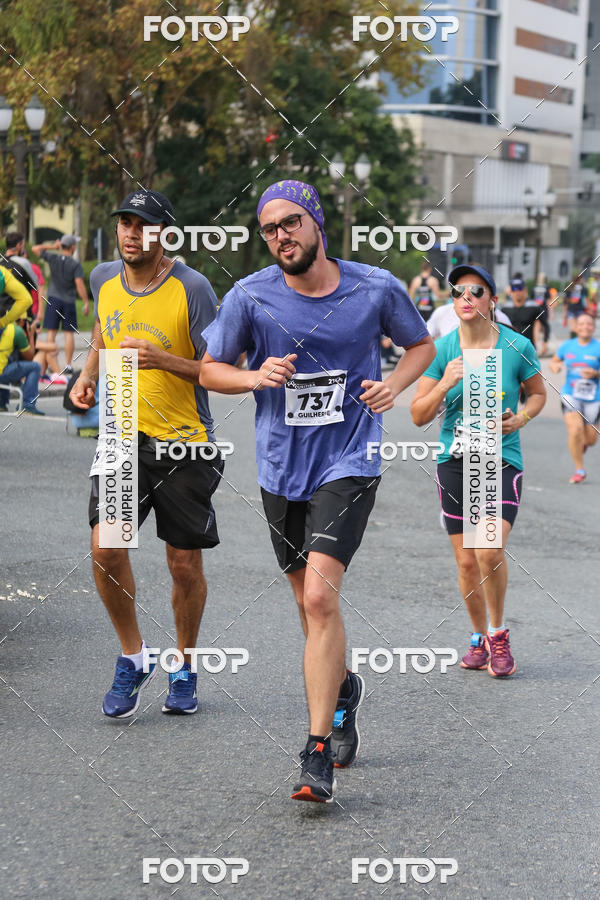 Buy your photos of the eventMeia Maratona Internacional de Curitiba 2018 on Fotop