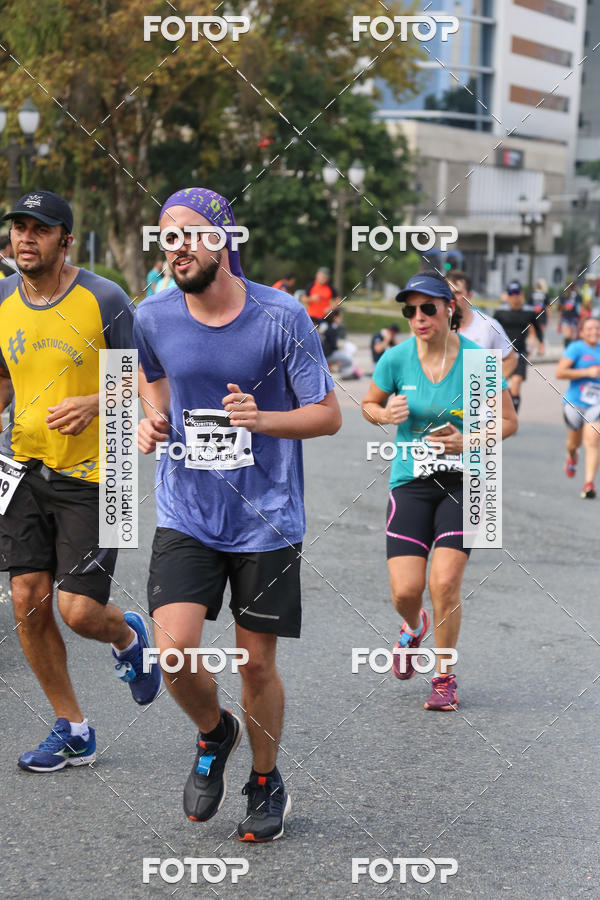 Buy your photos of the eventMeia Maratona Internacional de Curitiba 2018 on Fotop