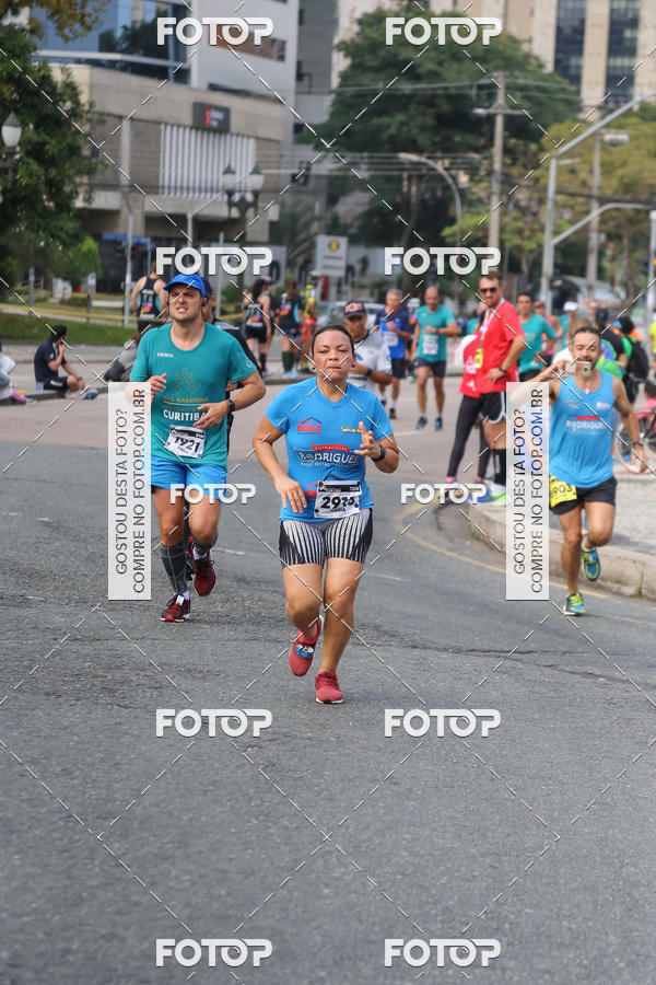 Buy your photos of the eventMeia Maratona Internacional de Curitiba 2018 on Fotop
