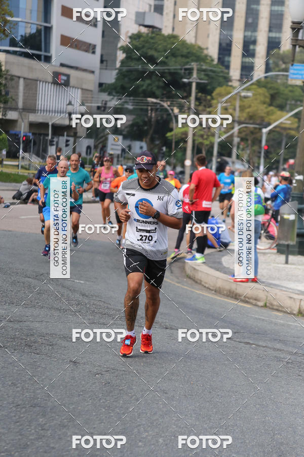 Buy your photos of the eventMeia Maratona Internacional de Curitiba 2018 on Fotop