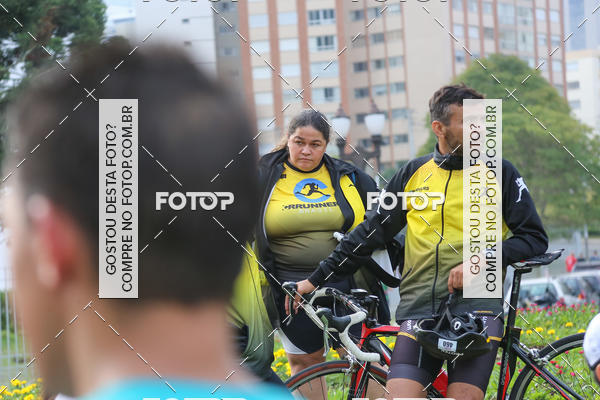 Buy your photos of the eventMeia Maratona Internacional de Curitiba 2018 on Fotop