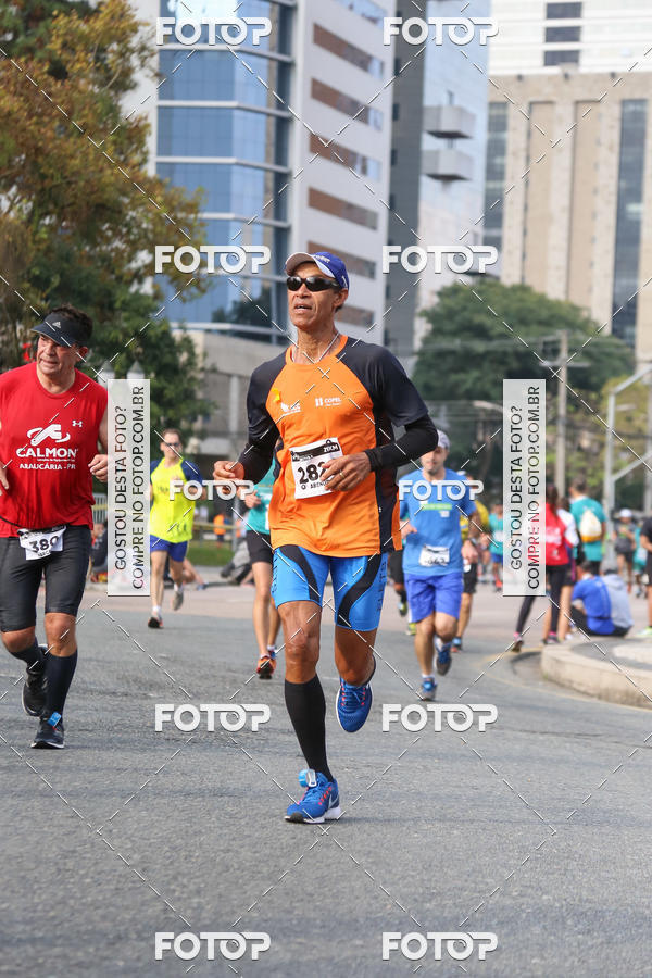 Buy your photos of the eventMeia Maratona Internacional de Curitiba 2018 on Fotop