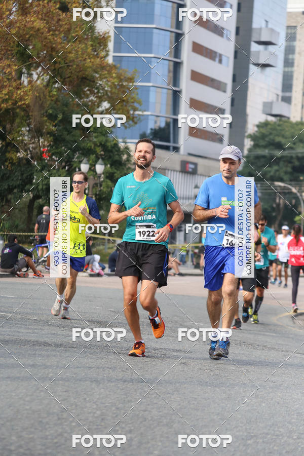 Buy your photos of the eventMeia Maratona Internacional de Curitiba 2018 on Fotop