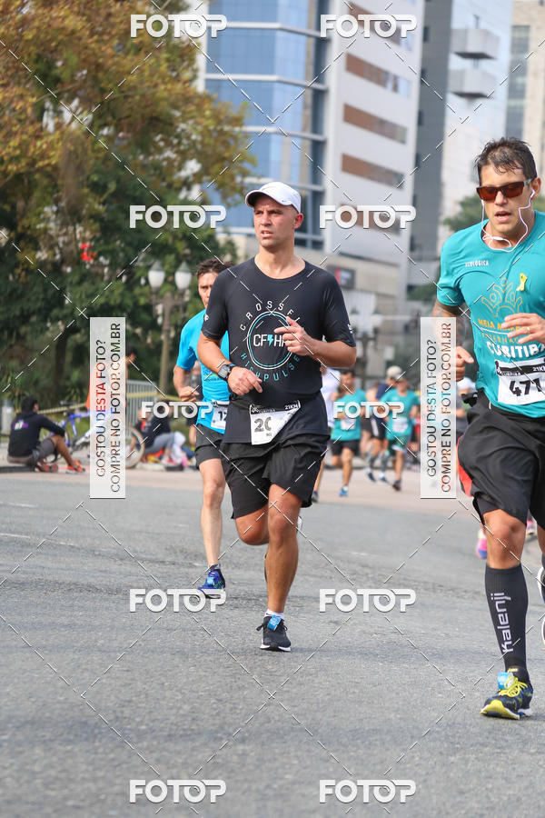 Buy your photos of the eventMeia Maratona Internacional de Curitiba 2018 on Fotop