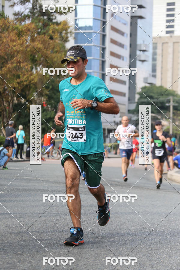 Buy your photos of the eventMeia Maratona Internacional de Curitiba 2018 on Fotop