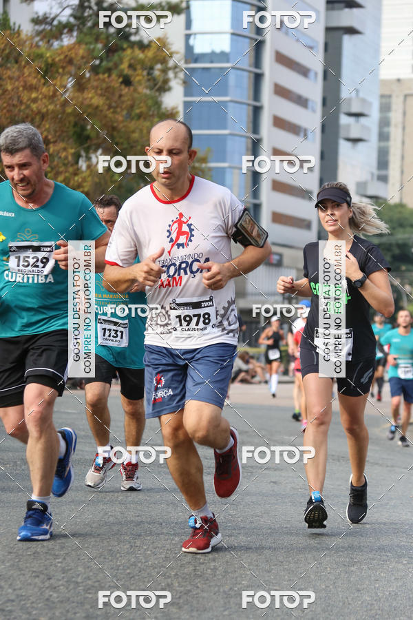 Buy your photos of the eventMeia Maratona Internacional de Curitiba 2018 on Fotop