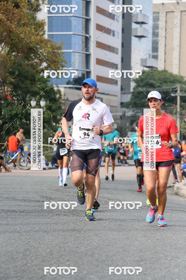 Buy your photos of the eventMeia Maratona Internacional de Curitiba 2018 on Fotop