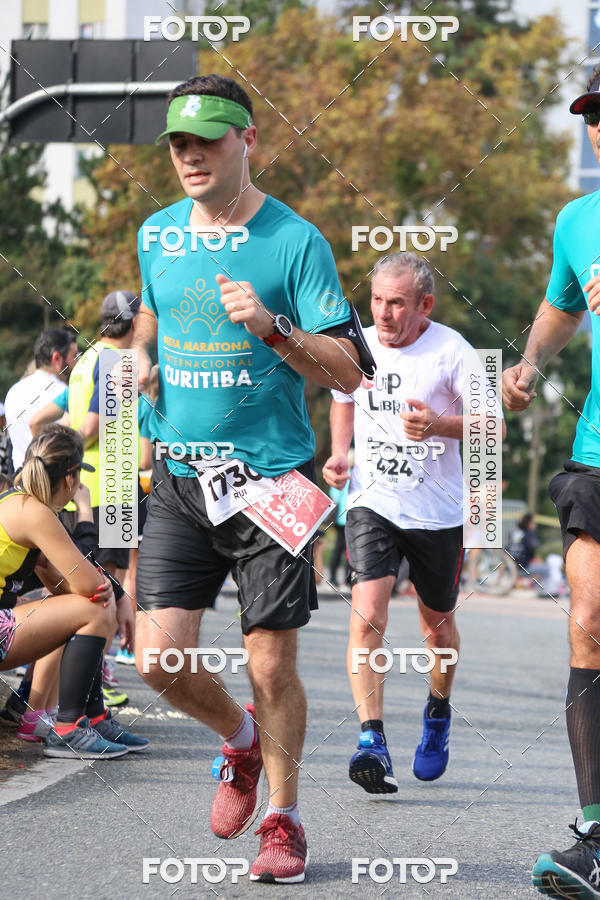 Buy your photos of the eventMeia Maratona Internacional de Curitiba 2018 on Fotop