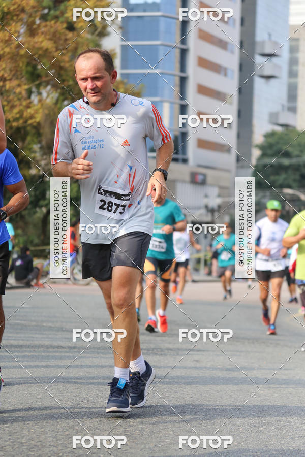 Buy your photos of the eventMeia Maratona Internacional de Curitiba 2018 on Fotop