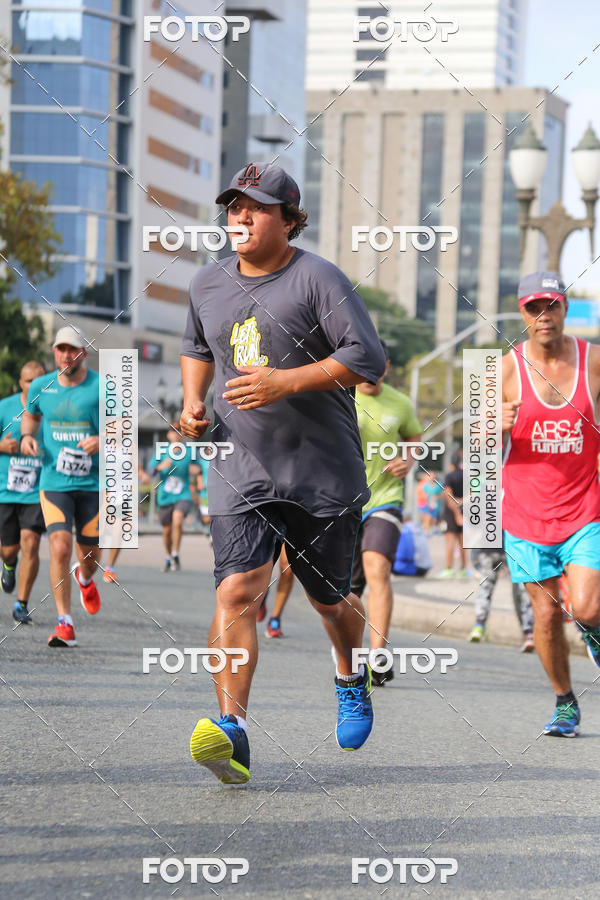 Buy your photos of the eventMeia Maratona Internacional de Curitiba 2018 on Fotop