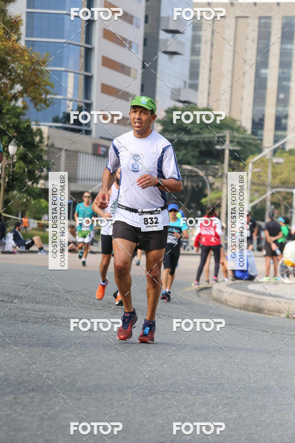Buy your photos of the eventMeia Maratona Internacional de Curitiba 2018 on Fotop