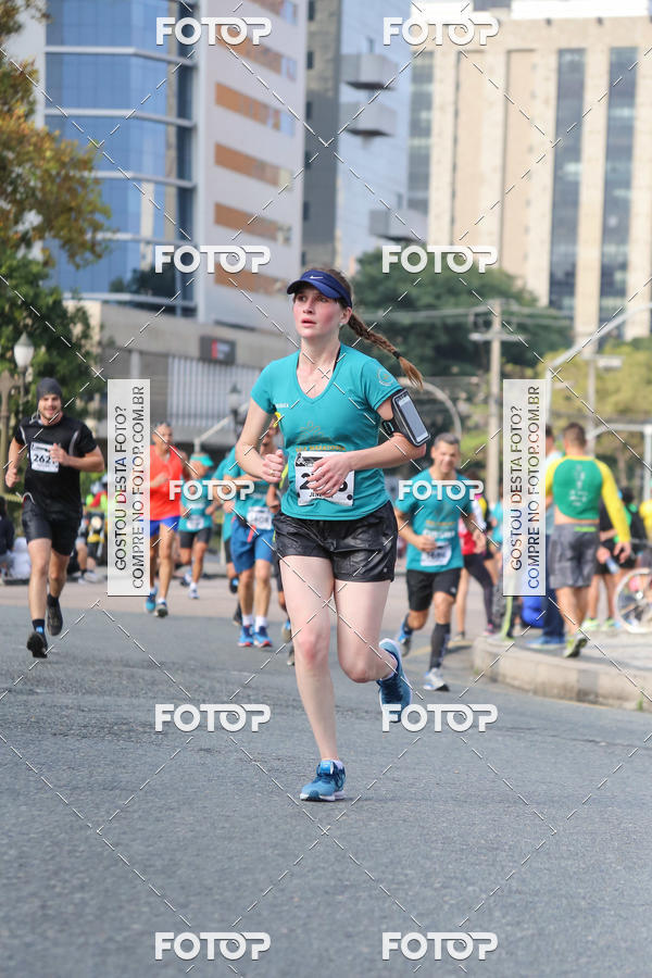 Buy your photos of the eventMeia Maratona Internacional de Curitiba 2018 on Fotop