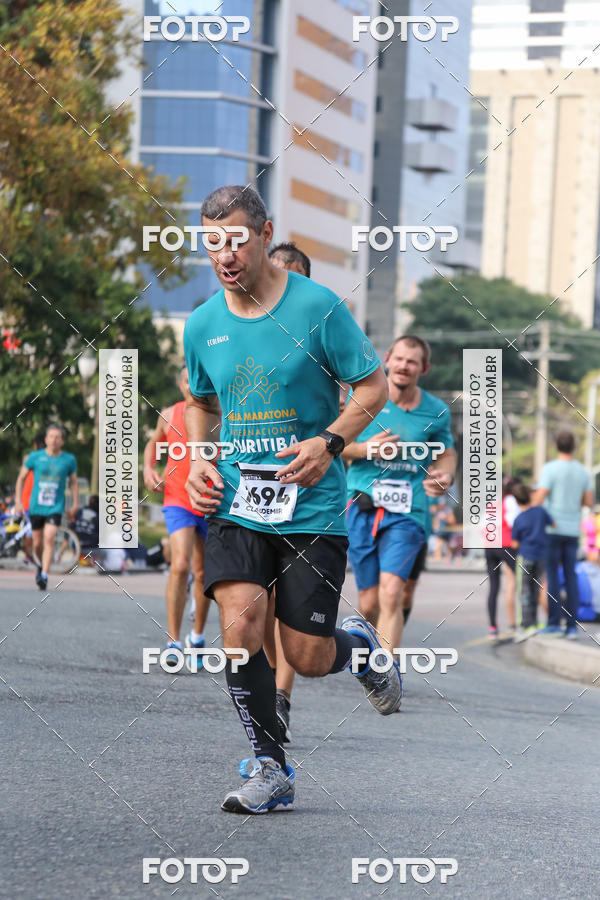 Buy your photos of the eventMeia Maratona Internacional de Curitiba 2018 on Fotop