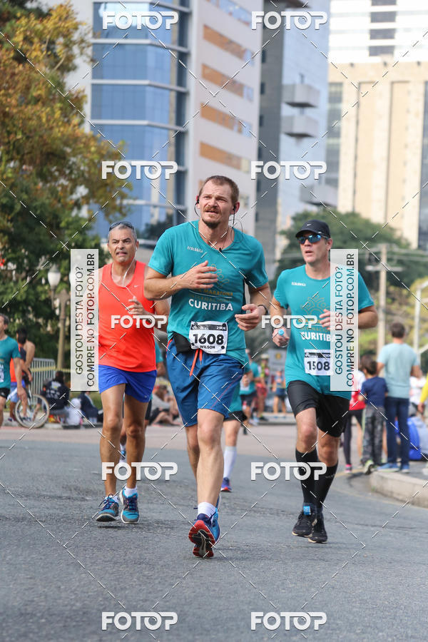 Buy your photos of the eventMeia Maratona Internacional de Curitiba 2018 on Fotop