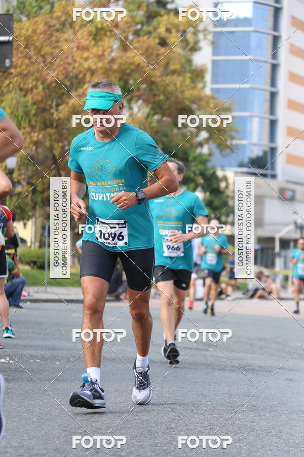 Buy your photos of the eventMeia Maratona Internacional de Curitiba 2018 on Fotop