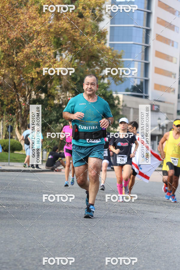 Buy your photos of the eventMeia Maratona Internacional de Curitiba 2018 on Fotop