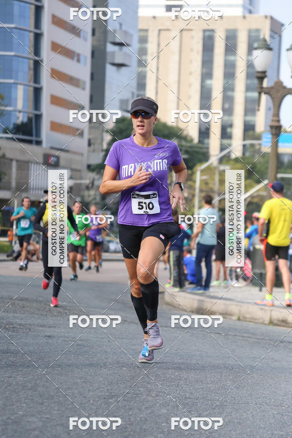 Buy your photos of the eventMeia Maratona Internacional de Curitiba 2018 on Fotop