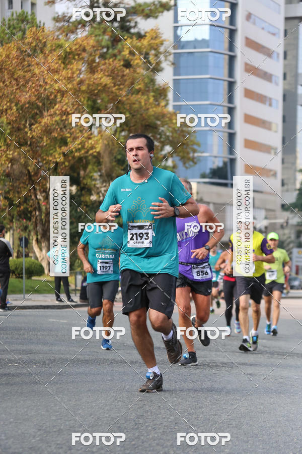 Buy your photos of the eventMeia Maratona Internacional de Curitiba 2018 on Fotop