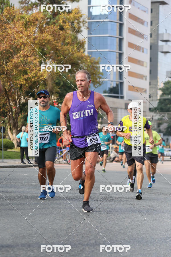 Buy your photos of the eventMeia Maratona Internacional de Curitiba 2018 on Fotop