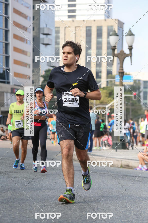 Buy your photos of the eventMeia Maratona Internacional de Curitiba 2018 on Fotop