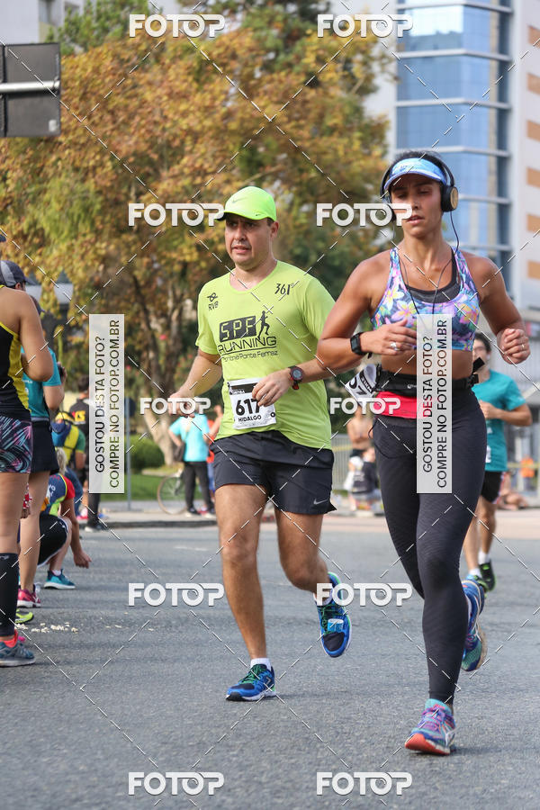 Buy your photos of the eventMeia Maratona Internacional de Curitiba 2018 on Fotop