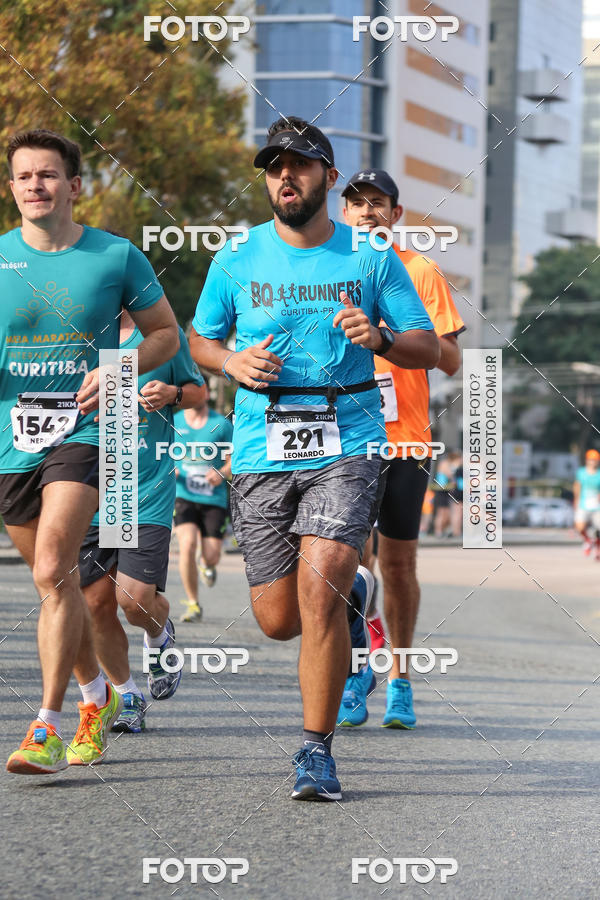 Buy your photos of the eventMeia Maratona Internacional de Curitiba 2018 on Fotop