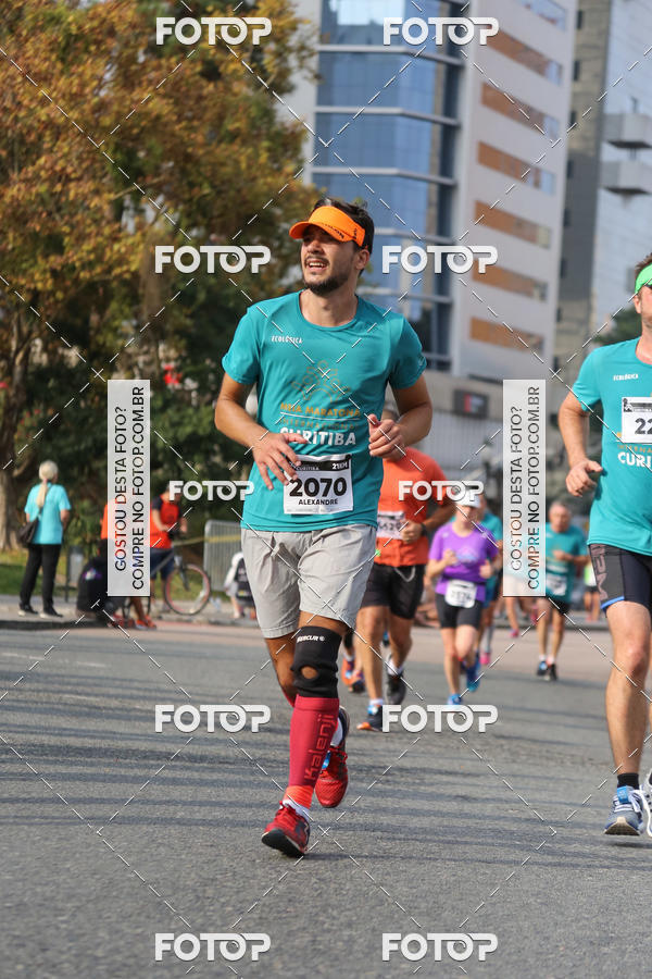 Buy your photos of the eventMeia Maratona Internacional de Curitiba 2018 on Fotop
